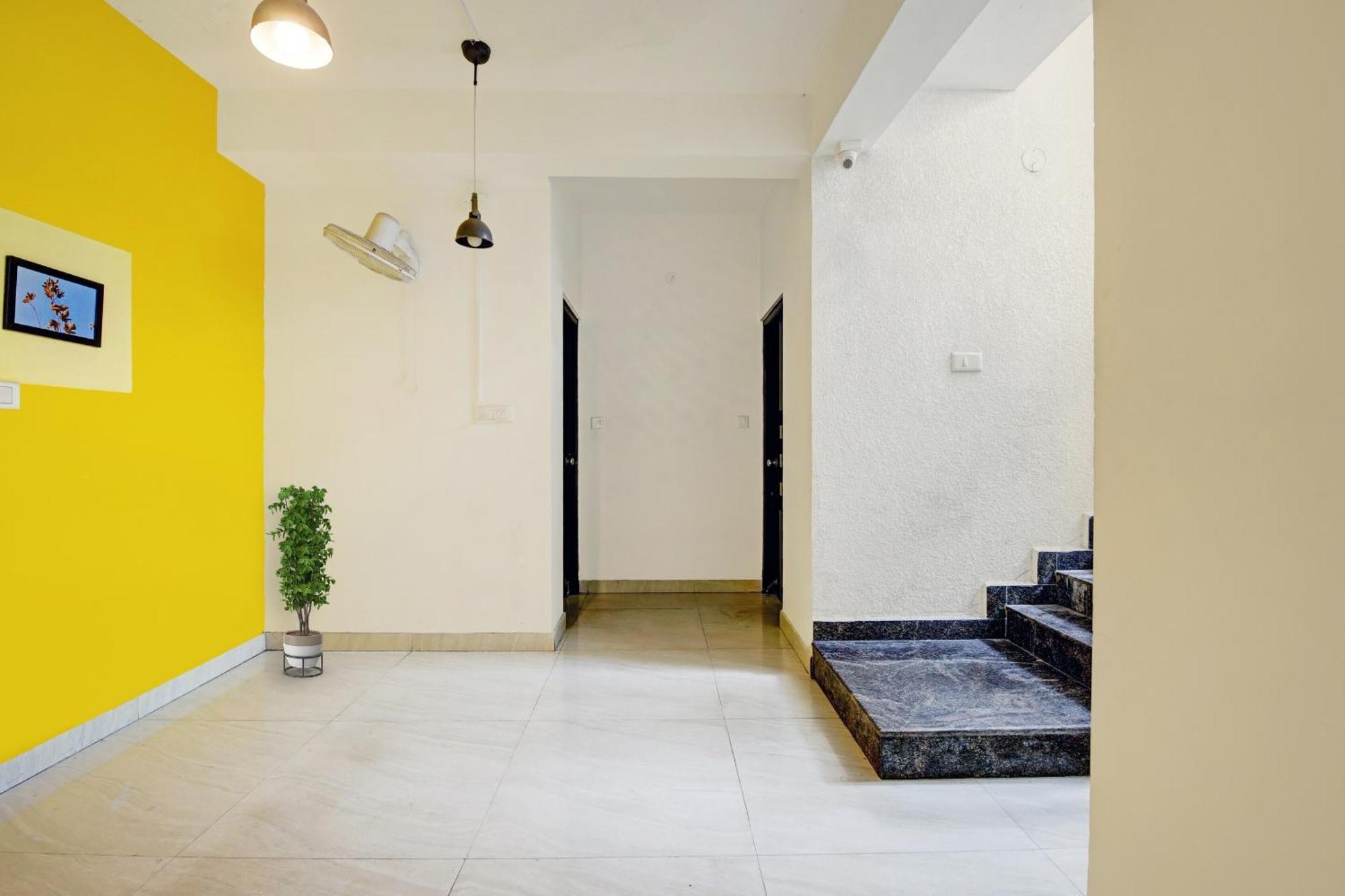 Super Hotel O Vsv Avenue Hennur Near Sri Amruth Chithra Mandira Bangalore Extérieur photo